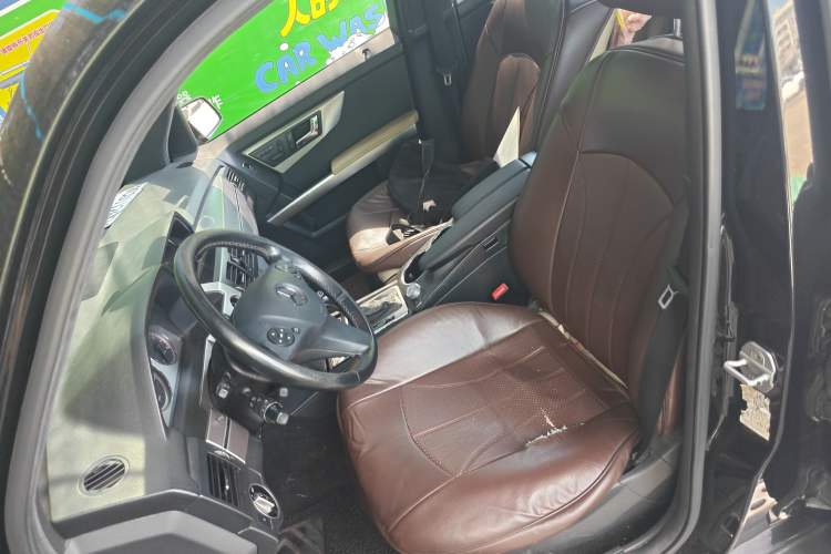 Used Mercedes-Benz GLK-Class 2011 GLK 300 4MATIC Luxury Model Left Front Seat