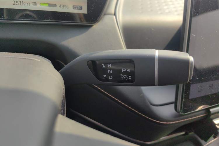 Used Deepal SL03 2022 515 Pure Electric Version Gear Lever