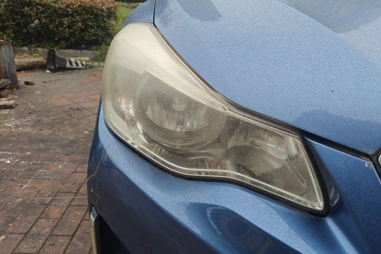 Used Subaru XV 2016 2.0i Comfort Navigation Edition Right Front Headlight