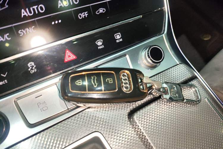 Used Audi A6L 2023 45 TFSI Prestige Dynamic Edition Vehicle Key