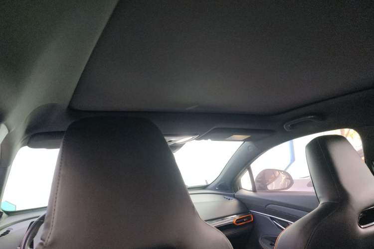 Used CHANGAN UNI-T 2022 1.5T Flagship Edition Headliner