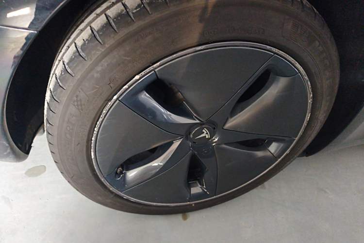 Used Tesla Model 3 2019 Standard Range Rear-Drive Upgraded Version