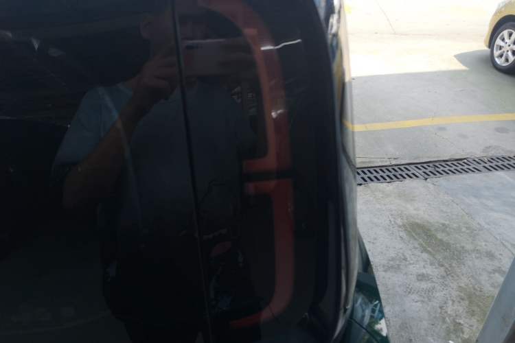 Used Baojun KiWi EV 2021 Artist Model Ternary Lithium Right Rear Taillight