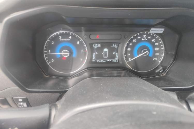 Used Dongfeng Fengon 580 2016 1.8L Manual Comfort Model
