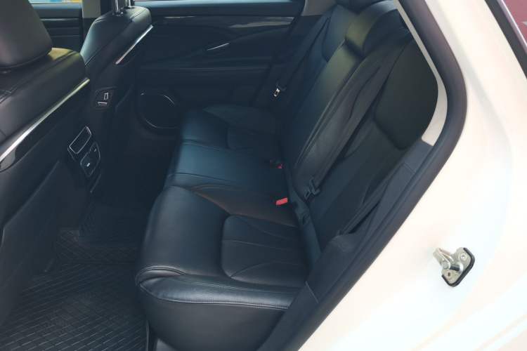 Used Geely Auto Emgrand GT 2015 1.8T Premium Model