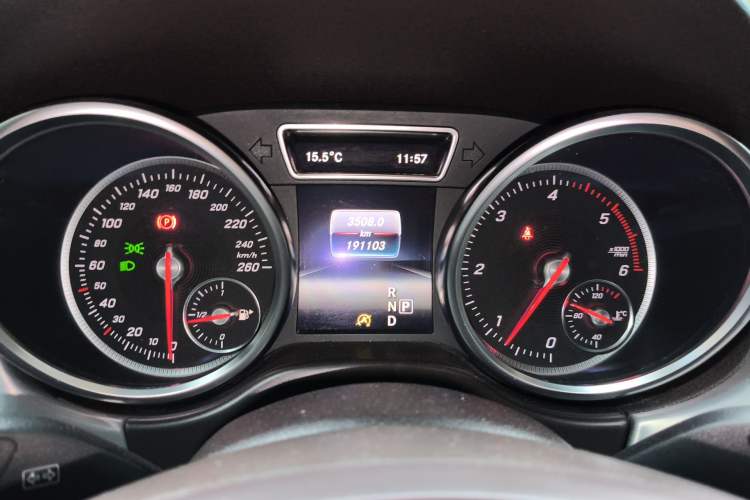 Used Mercedes-Benz GLE 2016 GLE 300 d 4MATIC
