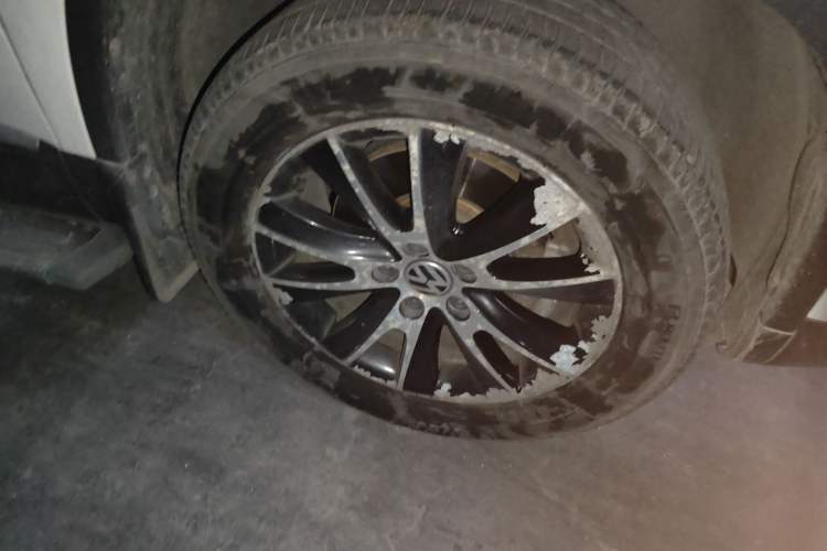 Used Volkswagen Tiguan 2016 300TSI Automatic Two-Wheel Drive Luxury Edition Right Front Wheel Hub