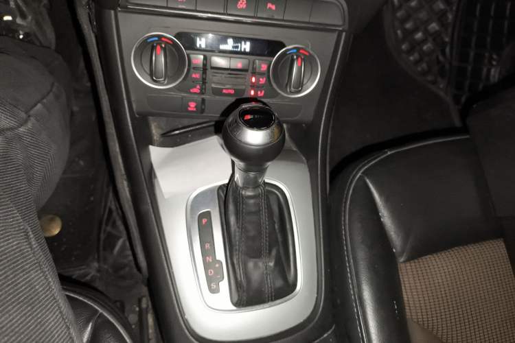 Used Audi Q3 2017 30 TFSI Fashion Model