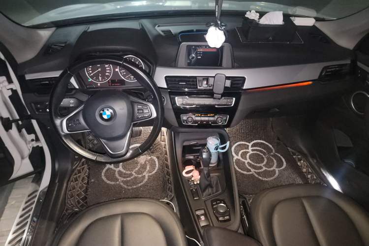 Used BMW X1 2016 sDrive18Li Premium Edition
