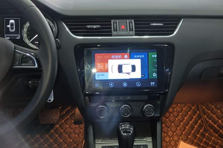 Used Skoda Octavia 2019 1.5L Automatic Smart Drive Luxury Edition China VI Standard
