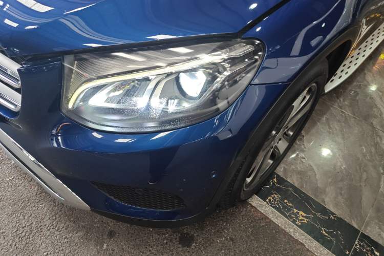 Used Mercedes-Benz GLC 2016 GLC 260 4MATIC Luxury Model
