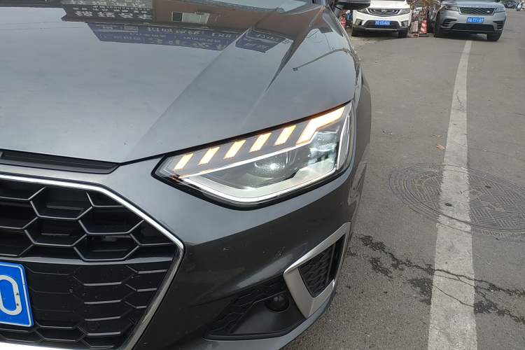 Used Audi A4L 2022 40 TFSI Fashion Dynamic Model
