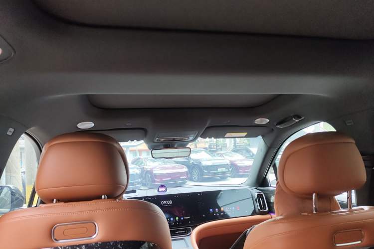 Used Hima AITO M9 2025 Extended-Range Max Version 52 kWh 6-Seater Edition Headliner