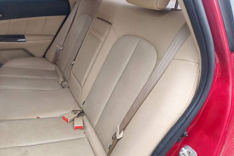 Used CHANGAN Eado 2015 1.6L Manual Luxury Model China V Standard
