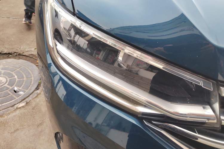 Used Volkswagen Tiguan L 2022 330TSI Automatic Two-Wheel Drive R-Line Enhanced Edition
