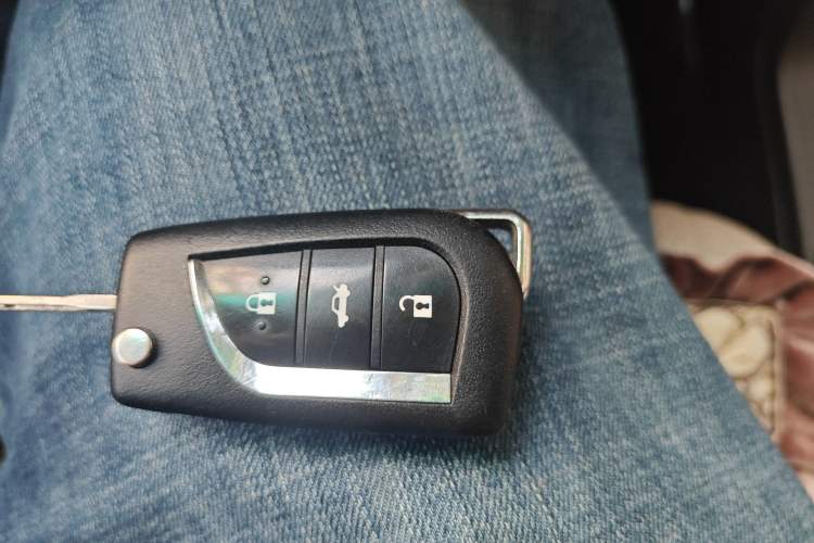 Used Toyota Prado 2016 2700 TX 7-Seater Middle East Version