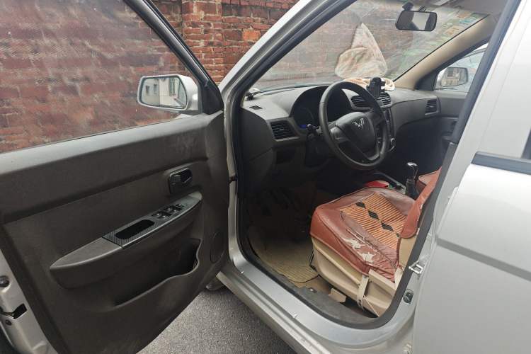 Used Wuling Hongguang 2014 1.5L S Standard Version