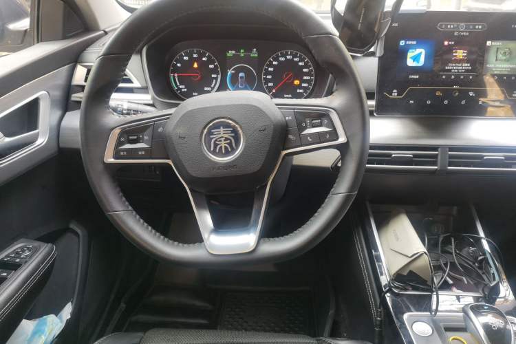 Used BYD Qin New Energy 2019 High-Range Deluxe Model Steering Wheel