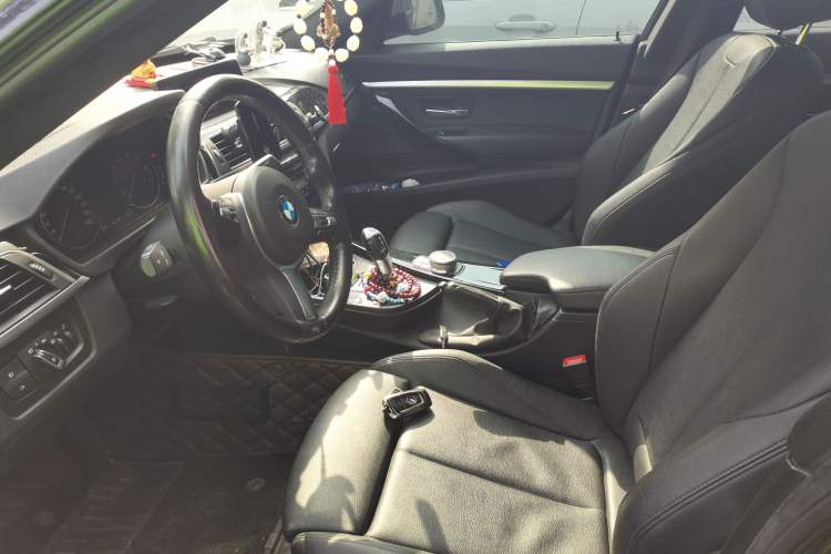 Used BMW 3 Series GT 2019 320i M Sport Package
