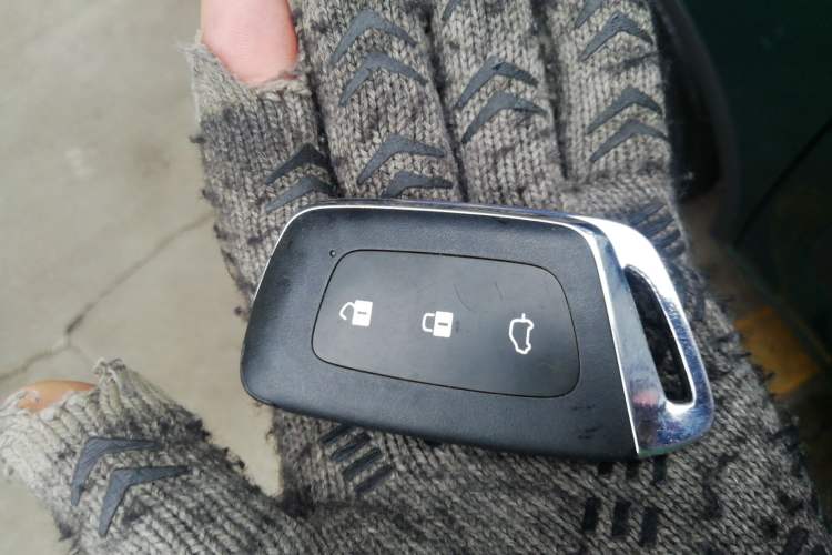 Used Baojun KiWi EV 2021 Artist Model Lithium Iron Phosphate