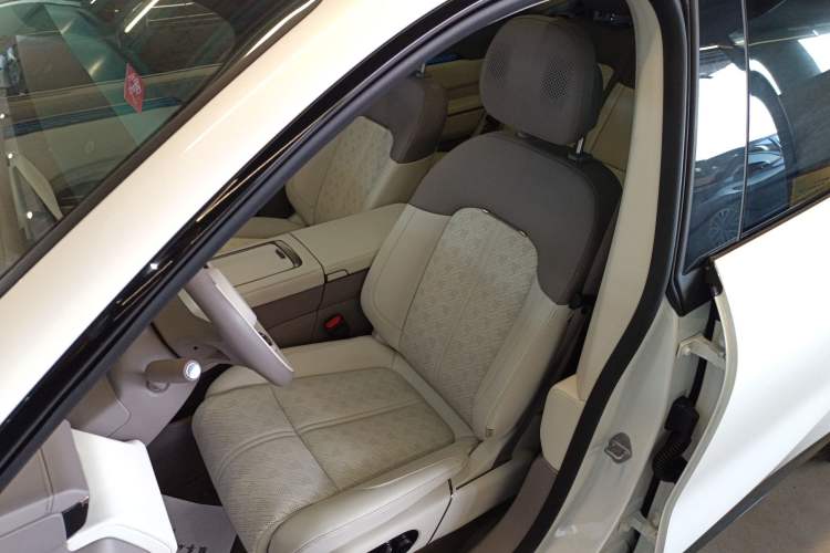 Used Zeekr 7X 2025 100kWh Long-Range All-Wheel Drive Intelligent Driving Version