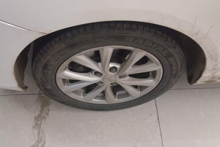 Used Roewe i5 2020 1.5L Manual 4G Connect Luxury Edition Exterior 4