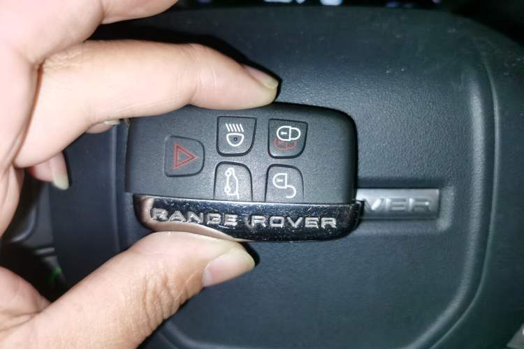 Used Land Rover Range Rover Evoque 2017 2.0T SE Smart Glow Edition