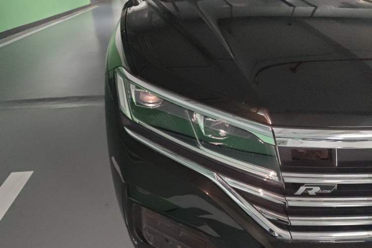 Used Volkswagen Touareg 2020 2.0 TSI RuiShang Edition China VI Standard
