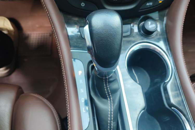 Used Buick Envision 2014 28T Four-Wheel Drive Luxury Model
