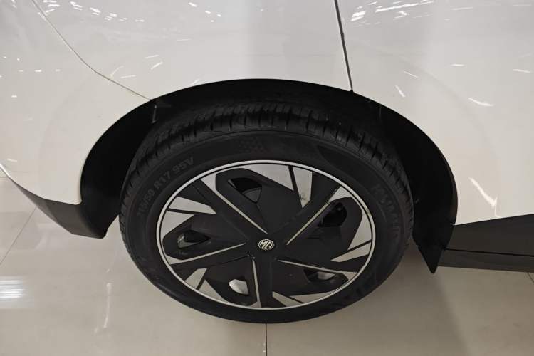 Used MG 4 EV 2023 415 km Range Sea-Faring Champion Edition