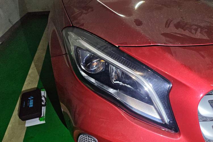 Used Mercedes-Benz GLA 2018 GLA 200 Fashion Model Right Front Headlight