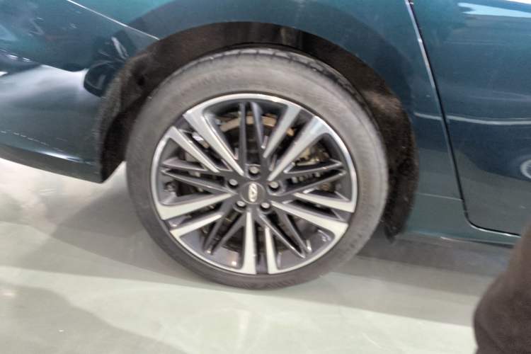 Used Chery Arrizo 8 2023 High-Performance Edition 2.0T DCT Powerfully Equipped