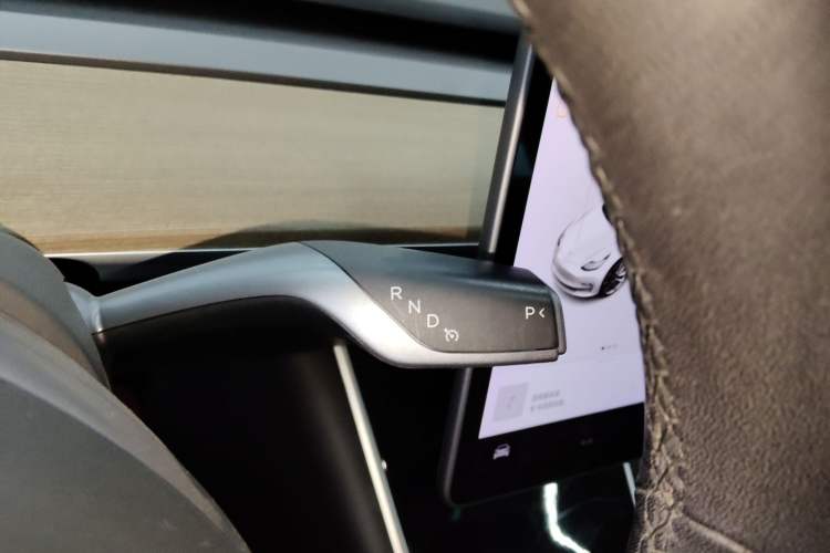 Used Tesla Model 3 2019 Standard Range Rear-Drive Upgraded Version