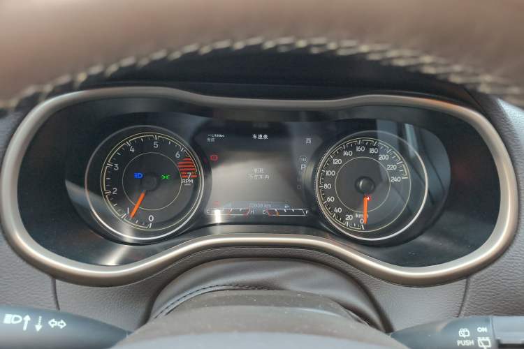 Used Jeep Cherokee 2016 2.0L Superior Edition