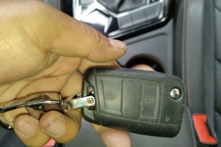 Used Volkswagen Tayron 2020 280TSI Two-Wheel Drive Luxury Connect Edition Vehicle Key