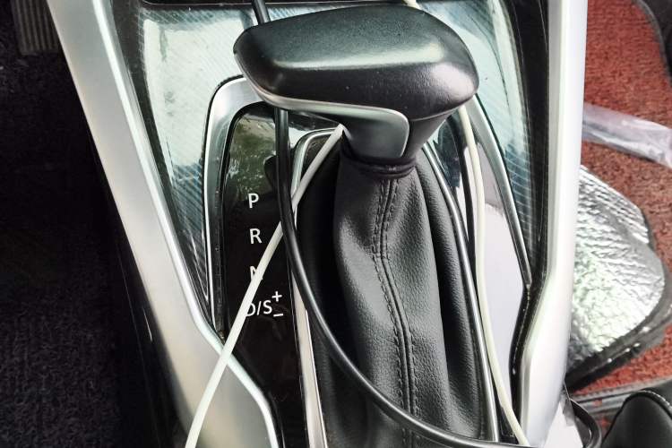 Used SAIC MAXUS G50 2019 1.5T First Edition Automatic Luxury Version 6 Seats Gear Lever