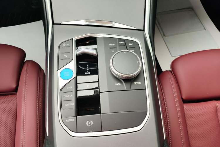 Used BMW i3 2025 eDrive 35 L
