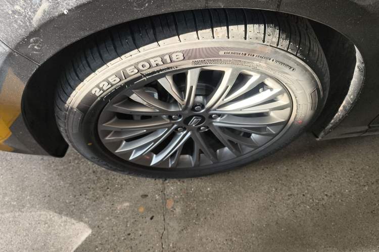 Used Bestune B70 2025 Dragon Edition 1.5T Enjoyment Model
