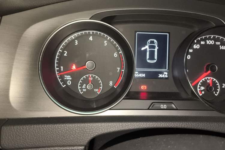 Used Volkswagen Golf 2015 1.4TSI Automatic Comfort Model
