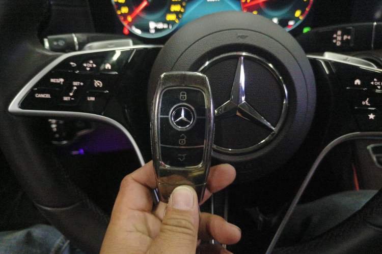 Used Mercedes-Benz E-Class 2023 Updated E 300 L Luxury Edition
