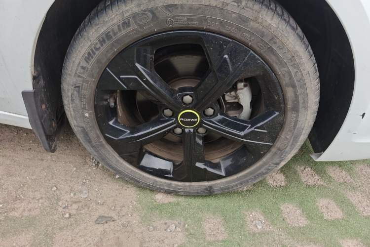 Used Roewe i6 MAX 2020 300TGI Automatic "Swell Cool Smart Drive" Edition