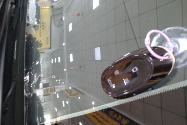 Used JAC Refine RF8 PHEV 2024 Zhiling Edition 1.5T 150KM Prestige Model – Lithium Iron Phosphate Vehicle Key