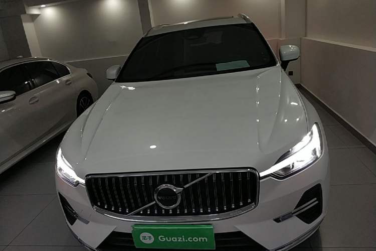 Used Volvo XC60 2022 B5 4x4 Smart Luxury Edition