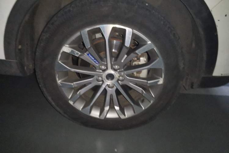 Used Haval H6 2017 Blue Label 2.0T Automatic Two-Wheel Drive Smart Edition