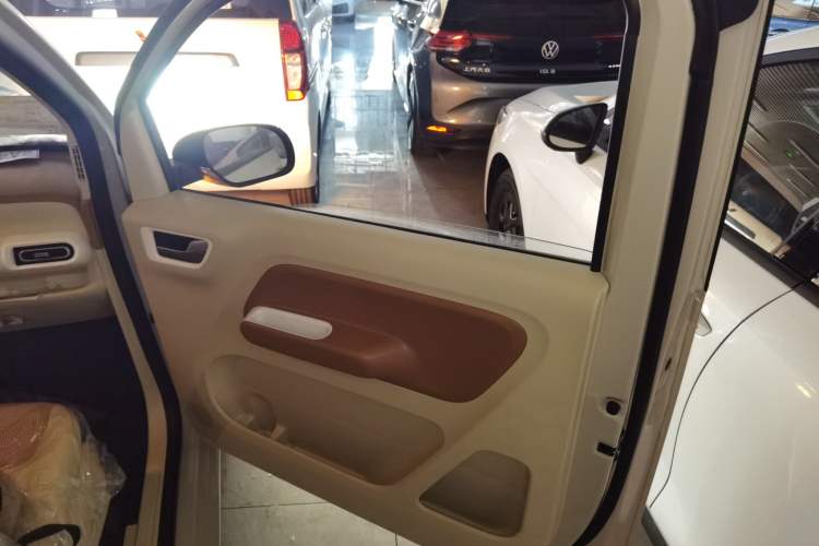 Used Wuling Hongguang MINIEV 2024 3rd Generation 215km Youth Edition