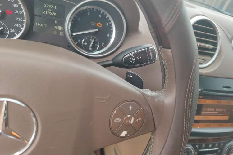 Used Mercedes-Benz GL-Class 2011 GL 450 Prestige Grand Edition Gear Lever