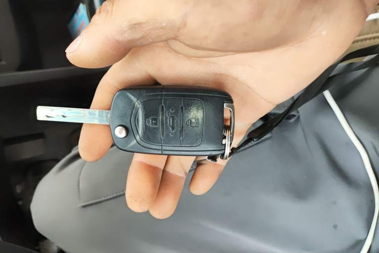 Used Baojun 310W 2017 1.5L Manual Fashion Model China V