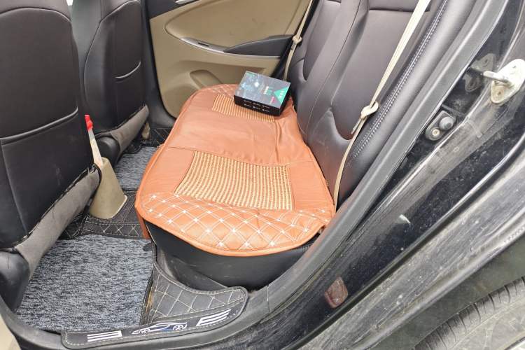 Used Hyundai Verna (older generation) 2014 1.4L Manual Smart GLS Trim
