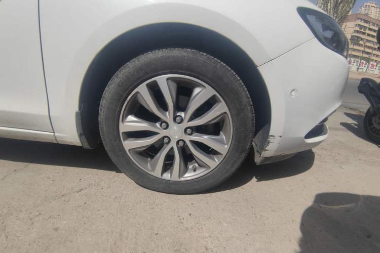 Used Buick GT 2018 18T Automatic Flagship Model Right Front Wheel Hub