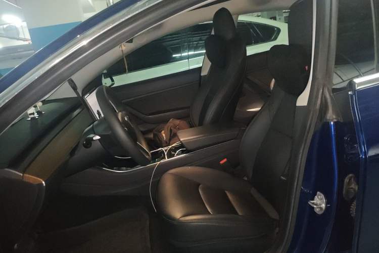 Used Tesla Model 3 2019 Long-Range Rear-Wheel-Drive Version